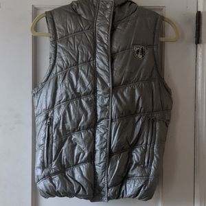 American Eagle puffer vest